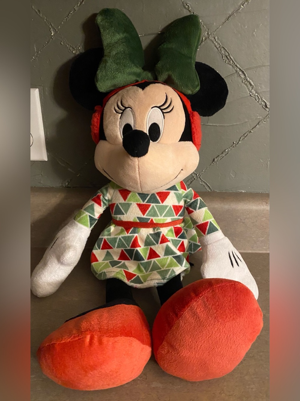 Disney Minnie Mouse Christmas Plush Toy